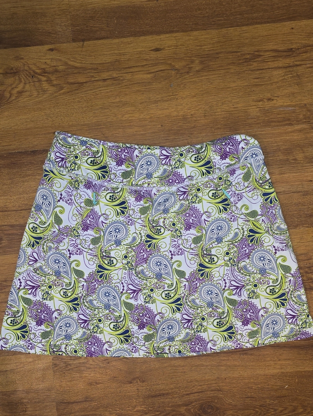 Women’s Paisley Print Skort in Purple & Green Size Small